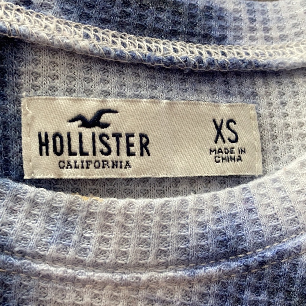 HOLLISTER - Picture 2 of 3